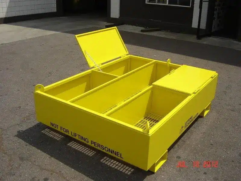 Material platform with custom compartments - Side View